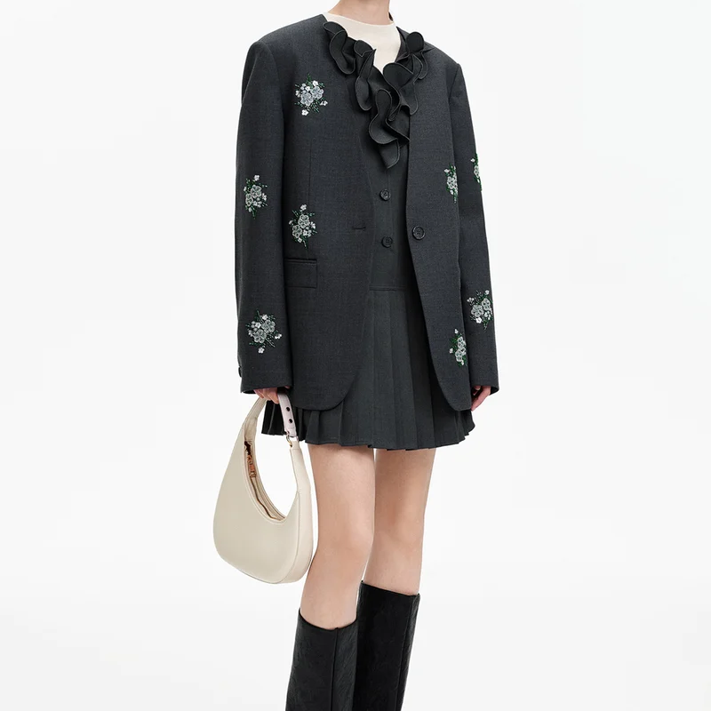 Beaded Floral V-Neck Suit Blazer